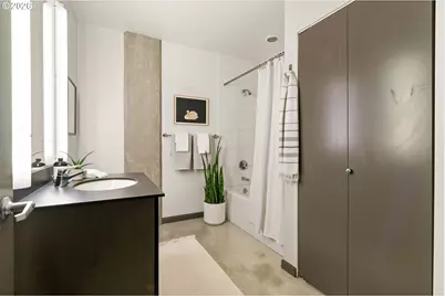 1030 NW 12th Ave #329, Portland, OR 97209 - Photo 31