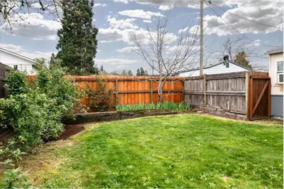 297 S 43rd St, Springfield, OR 97478 - Photo 29