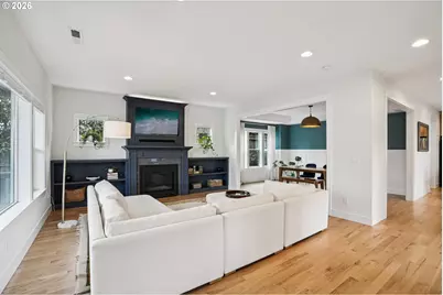 2046 SE 51st Ave, Portland, OR 97215 - Photo 7