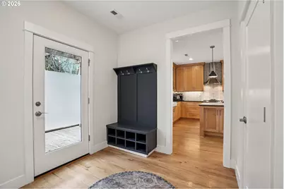 2046 SE 51st Ave, Portland, OR 97215 - Photo 17