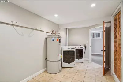 6013 NE Milton St, Portland, OR 97213 - Photo 27