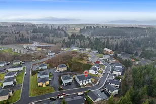 1524 SE Honeysuckle Loop, Warrenton, OR 97146 - Photo 3