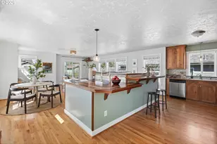 1089 SW Halsey St, Troutdale, OR 97060 - Photo 17