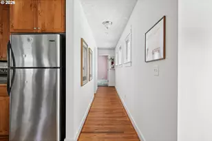 1089 SW Halsey St, Troutdale, OR 97060 - Photo 29