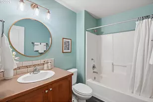 1089 SW Halsey St, Troutdale, OR 97060 - Photo 31