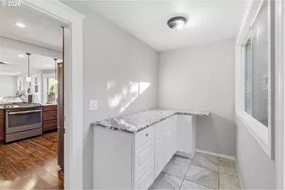624 NE 2nd Ave, Camas, WA 98607 - Photo 15
