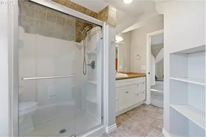 624 NE 2nd Ave, Camas, WA 98607 - Photo 29