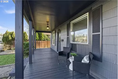 624 NE 2nd Ave, Camas, WA 98607 - Photo 3