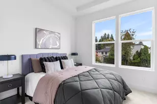 9298 N New York Ave, Portland, OR 97203 - Photo 9