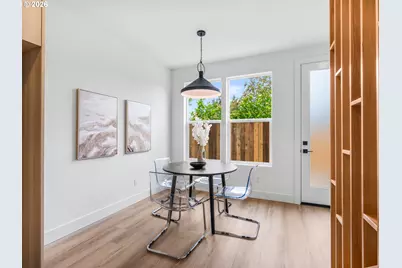 9298 N New York Ave #6, Portland, OR 97203 - Photo 7