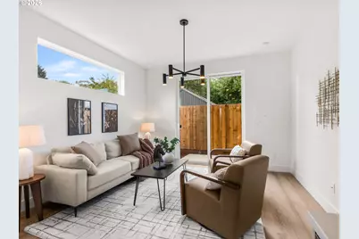 9298 N New York Ave #6, Portland, OR 97203 - Photo 3