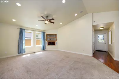 356 Sether Ave, Glendale, OR 97442 - Photo 3