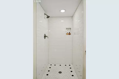 4305 SE Ash St, Portland, OR 97215 - Photo 37