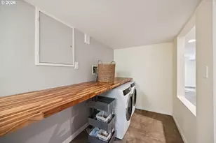 4305 SE Ash St, Portland, OR 97215 - Photo 35