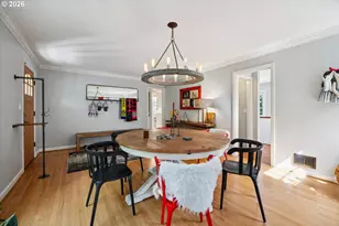 4305 SE Ash St, Portland, OR 97215 - Photo 9