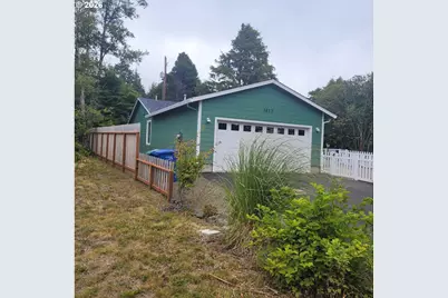 5630 Hacienda Ave, Lincoln City, OR 97367 - Photo 9