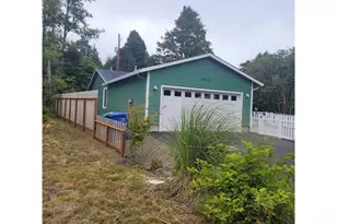 5630 Hacienda Ave, Lincoln City, OR 97367 - Photo 9