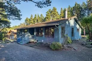 5740 Palisades Dr, Lincoln City, OR 97367 - Photo 3