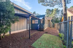 5740 Palisades Dr, Lincoln City, OR 97367 - Photo 27