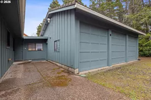 5740 Palisades Dr, Lincoln City, OR 97367 - Photo 23