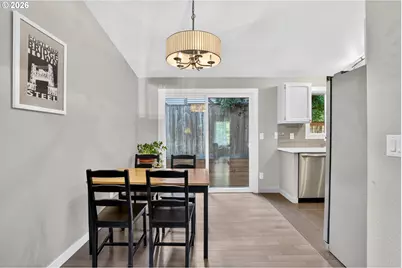 2811 SW Spring Garden St, Portland, OR 97219 - Photo 15
