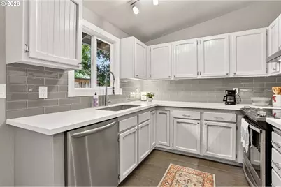 2811 SW Spring Garden St, Portland, OR 97219 - Photo 19