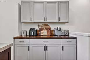 28635 SW Orleans Ave, Wilsonville, OR 97070 - Photo 25