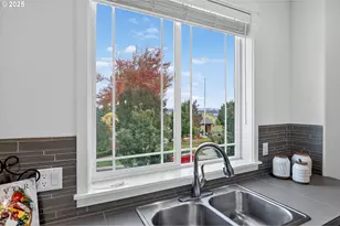 28635 SW Orleans Ave, Wilsonville, OR 97070 - Photo 23