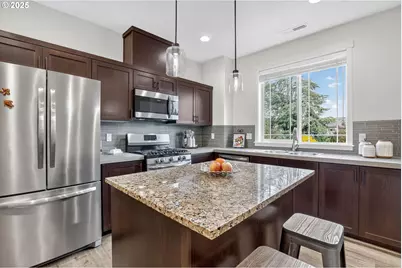 28635 SW Orleans Ave, Wilsonville, OR 97070 - Photo 19