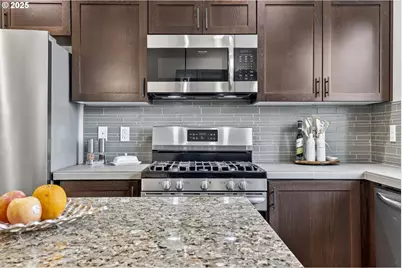 28635 SW Orleans Ave, Wilsonville, OR 97070 - Photo 27