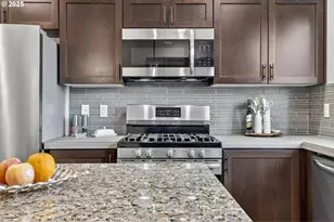 28635 SW Orleans Ave, Wilsonville, OR 97070 - Photo 27