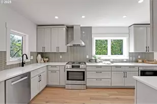 4750 N Kerby Ave, Portland, OR 97217 - Photo 13