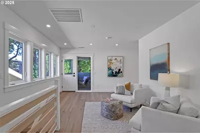 4750 N Kerby Ave, Portland, OR 97217 - Photo 15