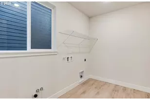 4051 W 4th St, Washougal, WA 98671 - Photo 9