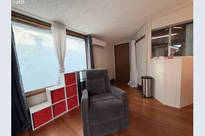 23524 NW St. Helens Rd #19, Portland, OR 97231 - Photo 9