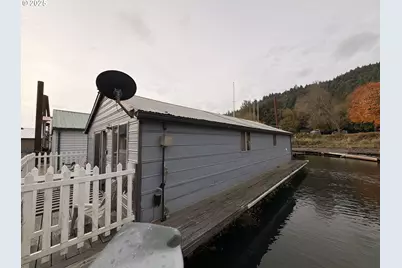 23524 NW St. Helens Rd #19, Portland, OR 97231 - Photo 3