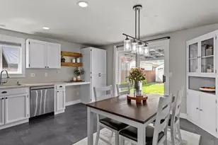 247 Loganberry St, Woodland, WA 98674 - Photo 13