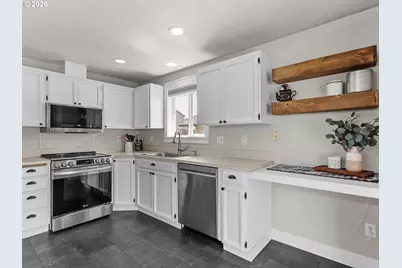 247 Loganberry St, Woodland, WA 98674 - Photo 17