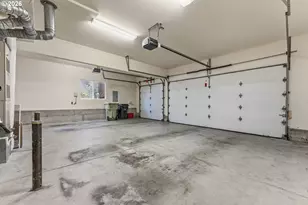 13979 NW Greenwood Dr, Portland, OR 97229 - Photo 41