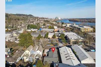 604 S Vermont St, Portland, OR 97219 - Photo 41