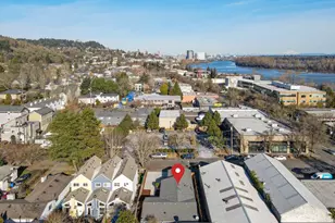 604 S Vermont St, Portland, OR 97219 - Photo 41