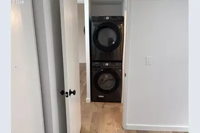 604 S Vermont St, Portland, OR 97219 - Photo 29