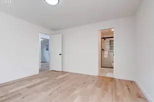 604 S Vermont St, Portland, OR 97219 - Photo 47