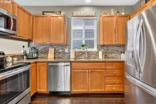 20496 SW Marimar St, Beaverton, OR 97078 - Photo 9