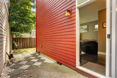 20496 SW Marimar St, Beaverton, OR 97078 - Photo 33