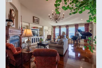 430 N Y St, Washougal, WA 98671 - Photo 5