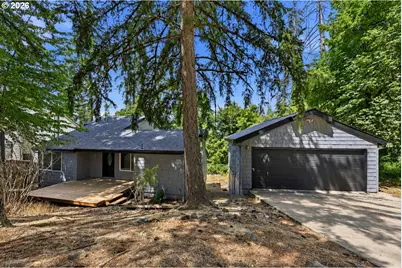 7048 Glacier Dr, Springfield, OR 97478 - Photo 1
