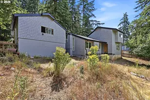 7048 Glacier Dr, Springfield, OR 97478 - Photo 27