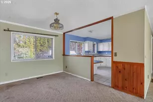 1645 SW 27th St, Gresham, OR 97080 - Photo 7