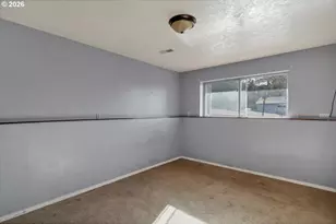1645 SW 27th St, Gresham, OR 97080 - Photo 37
